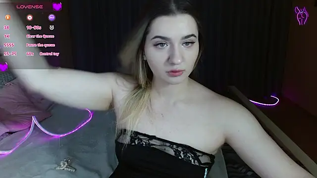 Smi1eF1ower online show from 6, 3, 2026