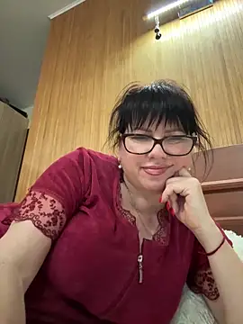 expensive lady online show from 24, 4, 2026