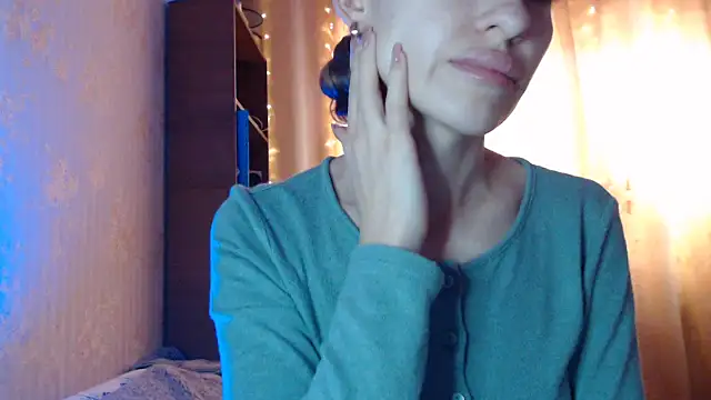 Nora Sweet1 online show from 5, 3, 2026