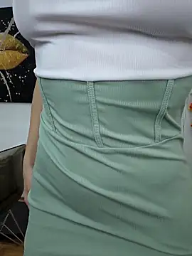 DaisyLuvsYou  online show from 28, 4, 2026