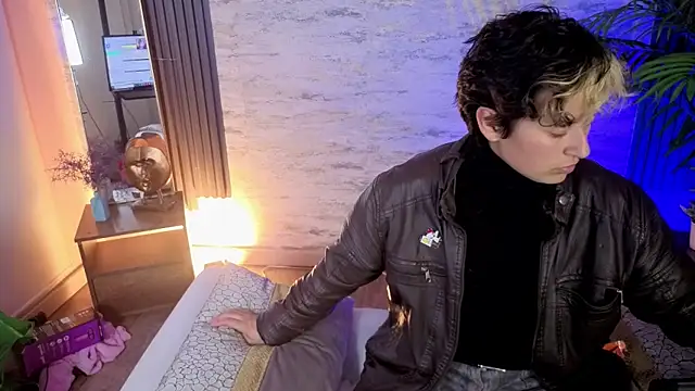 RedHood 1 online show from 12, 3, 2026