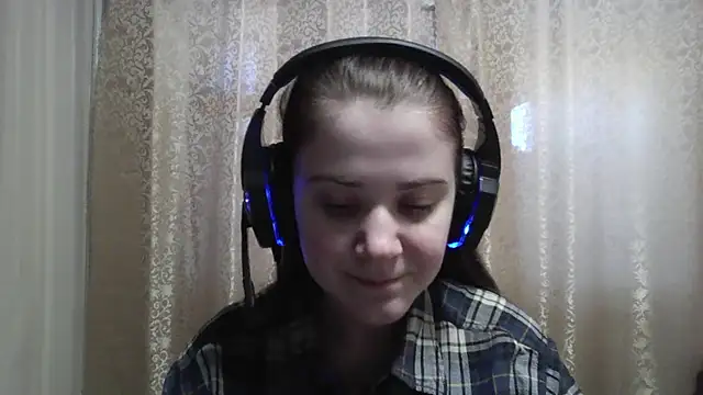 CarinaFolmar online show from 5, 3, 2026