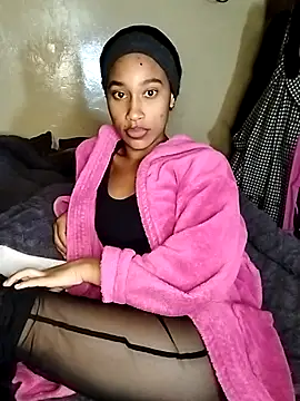 princessXOX12 online show from 12, 3, 2026