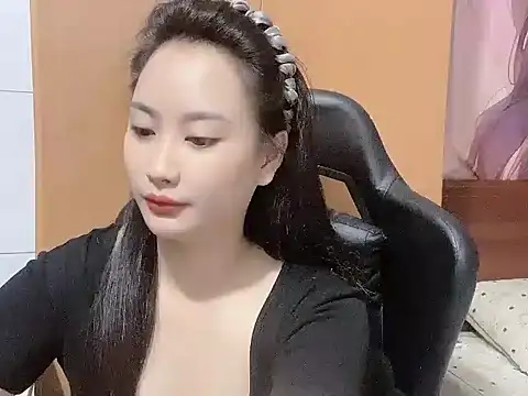 Sunny2868 online show from 25, 4, 2026