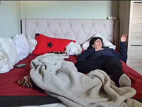 Snapshot of tess1980 chatting on 3, 3, 2026 tess1980 online show from 3, 3, 2026