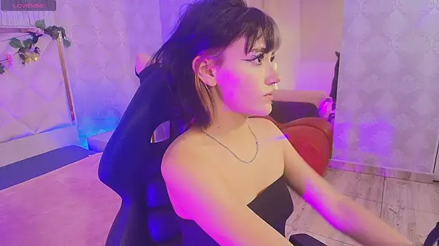 Snapshot of Cloee_tay1 chatting on 24, 7, 2026 Cloee tay1 online show from 24, 7, 2026