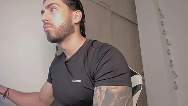 Axel  Blaze online show from 20, 4, 2026