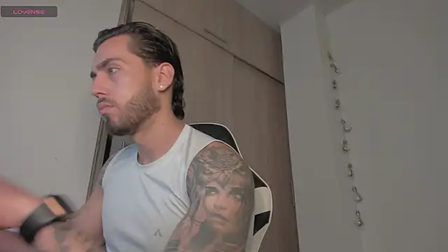 Axel  Blaze online show from 21, 4, 2026