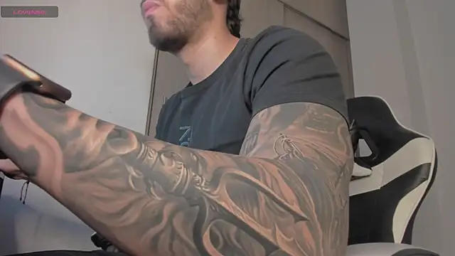 Axel  Blaze online show from 27, 4, 2026