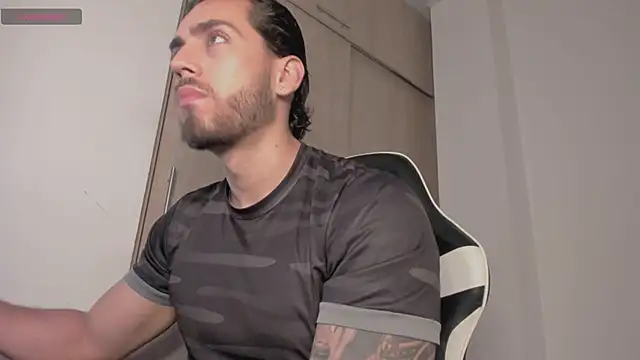 Axel  Blaze online show from 28, 4, 2026