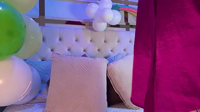 kamilla rossi online show from 16, 3, 2026