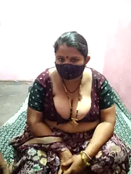 Snapshot of gujjuhotcouple chatting on 9, 3, 2026 gujjuhotcouple online show from 9, 3, 2026