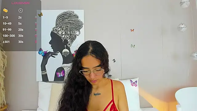 ElizabethBelle online show from 17, 4, 2026