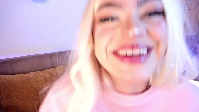 ZafiroMartini  online show from 22, 4, 2026