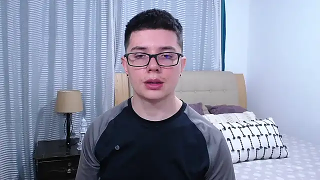 BlackFoXXX69 online show from 12, 4, 2026