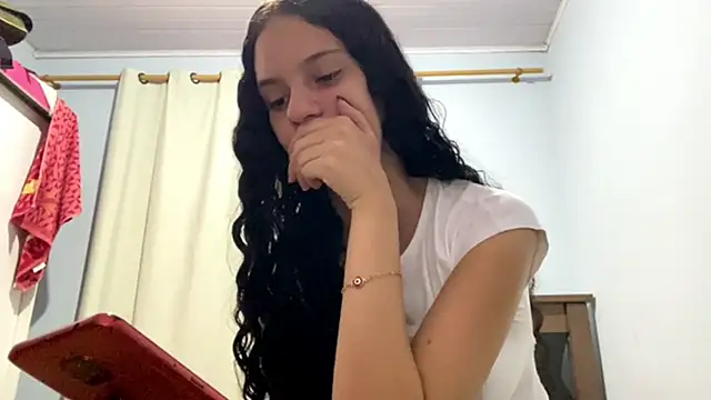 IvyDesirer online show from 11, 3, 2026