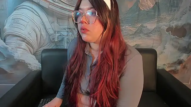 NicoleeDemara online show from 12, 3, 2026