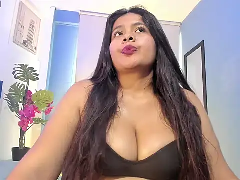 chloecorall online show from 3, 3, 2026