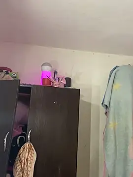 kisscherry8 online show from 22, 4, 2026