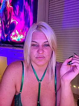 Snapshot of LadyB07 chatting on 11, 6, 2026 LadyB07 online show from 11, 6, 2026