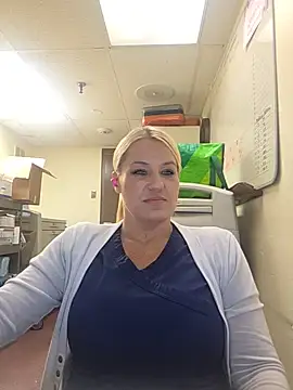 Snapshot of LadyB07 chatting on 30, 6, 2026 LadyB07 online show from 30, 6, 2026