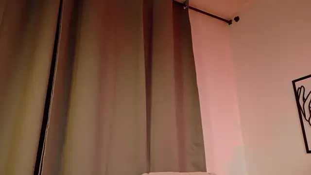 Mia Benett  online show from 20, 3, 2026