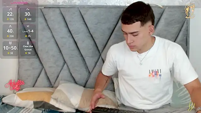 oliver   saint online show from 25, 4, 2026