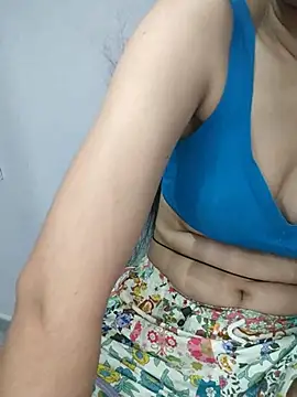 NeetuKumri online show from 19, 4, 2026