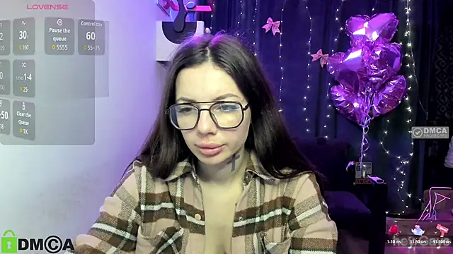 AlisMoonly online show from 5, 3, 2026