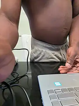 EricSwainn901 online show from 27, 7, 2026