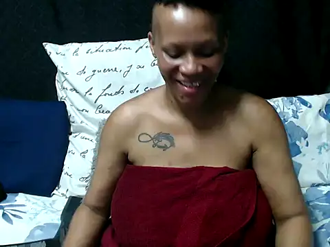 MistressShirleyXXX81 online show from 9, 3, 2026