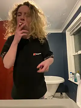 curlyirishgirl online show from 10, 3, 2026