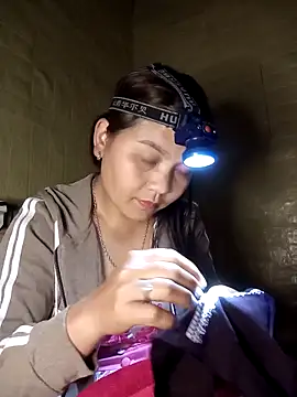 Linhna20 online show from 4, 3, 2026