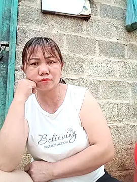 lyly sexx online show from 22, 4, 2026