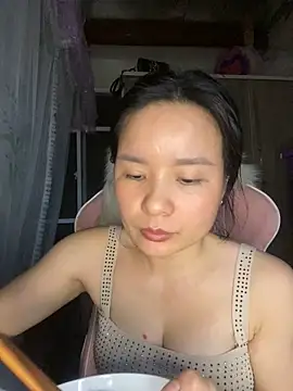 Ivy Trix2 online show from 20, 4, 2026
