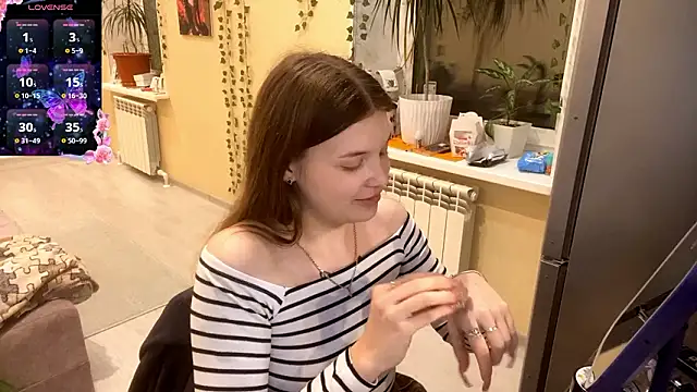 Snapshot of TracyDenoon chatting on 5, 3, 2026 TracyDenoon online show from 5, 3, 2026