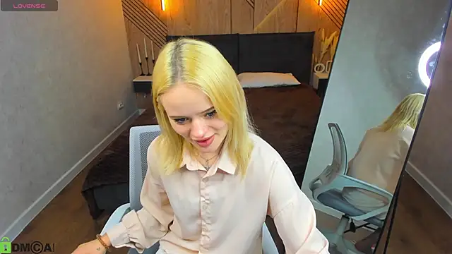 Tessa Ashe online show from 25, 3, 2026