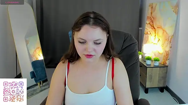 Snapshot of serinella_ chatting on 22, 6, 2026 serinella online show from 22, 6, 2026