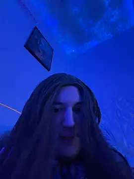 Snapshot of Moongirl117 chatting on 11, 3, 2026 Moongirl117 online show from 11, 3, 2026