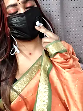 Cutie Nila online show from 22, 7, 2026
