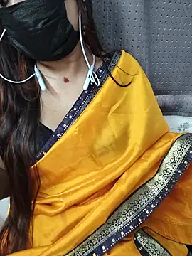 Cutie Nila online show from 3, 8, 2026