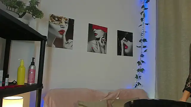 Rebeca Marchetti online show from 24, 3, 2026