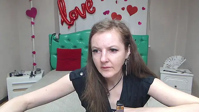 MeganPirs online show from 25, 4, 2026