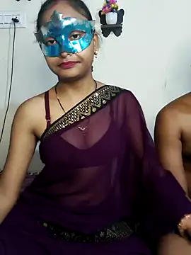 Sweet Cpl  online show from 17, 4, 2026