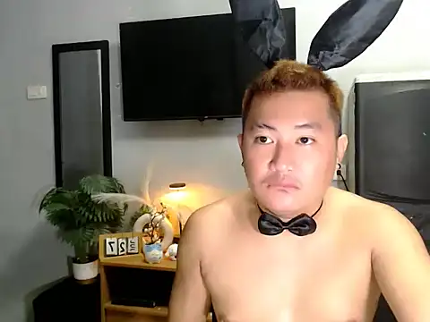 Bigdaddybear888 online show from 27, 7, 2026