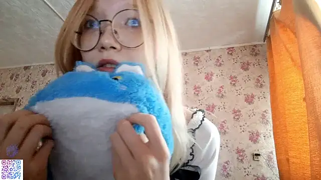 SoniqBliss online show from 8, 3, 2026