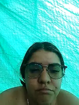 single kitten online show from 18, 3, 2026