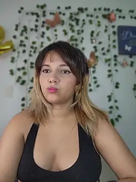 aurora bela online show from 21, 4, 2026