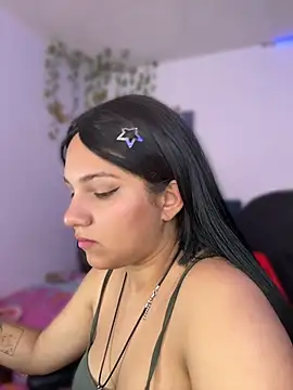 aurora bela online show from 13, 7, 2026