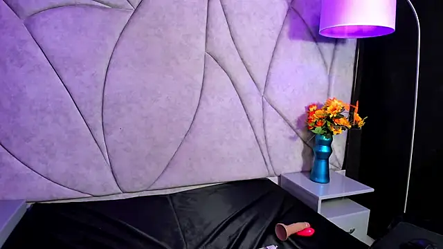 VeronicaCream  online show from 20, 5, 2026
